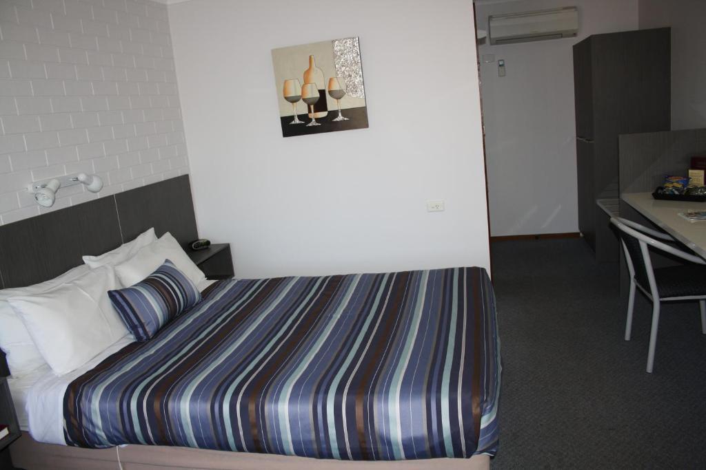 Raglan Motor Inn Warrnambool Szoba fotó